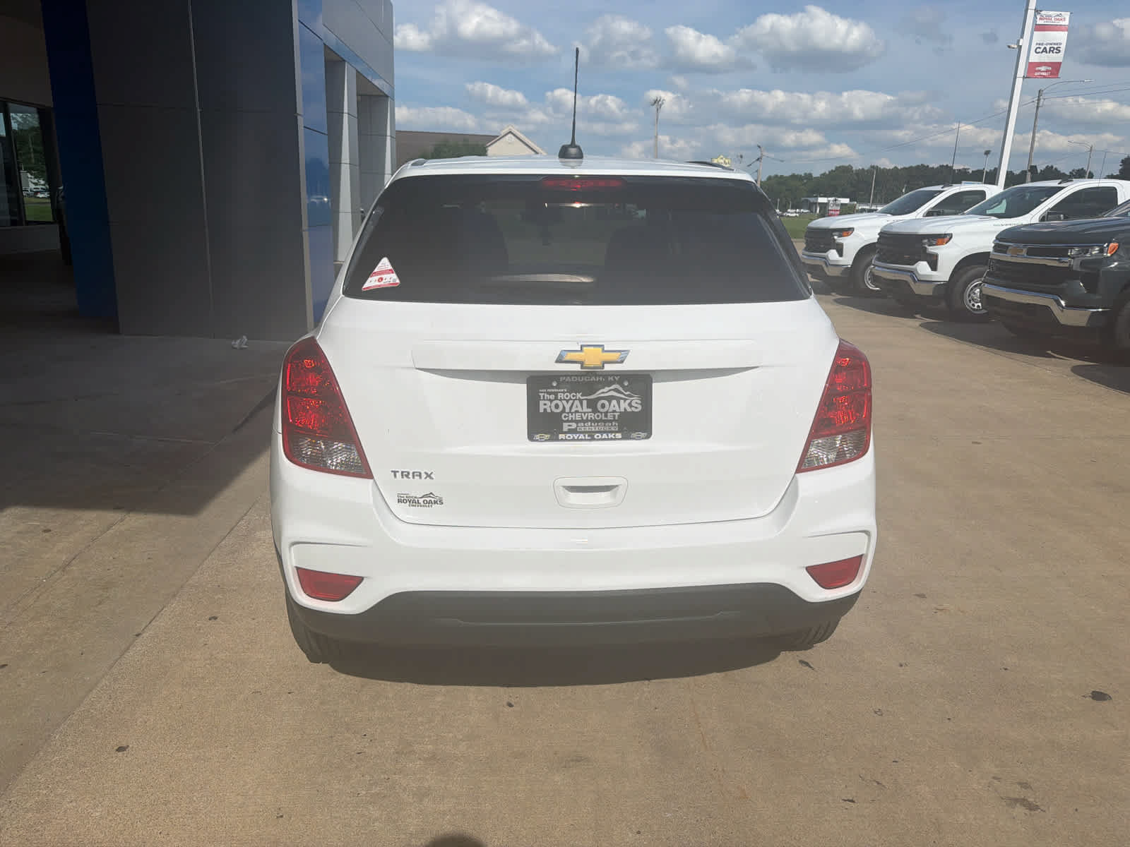 Used 2020 Chevrolet Trax LS w/ Tint and Cruise Package FWD image 5