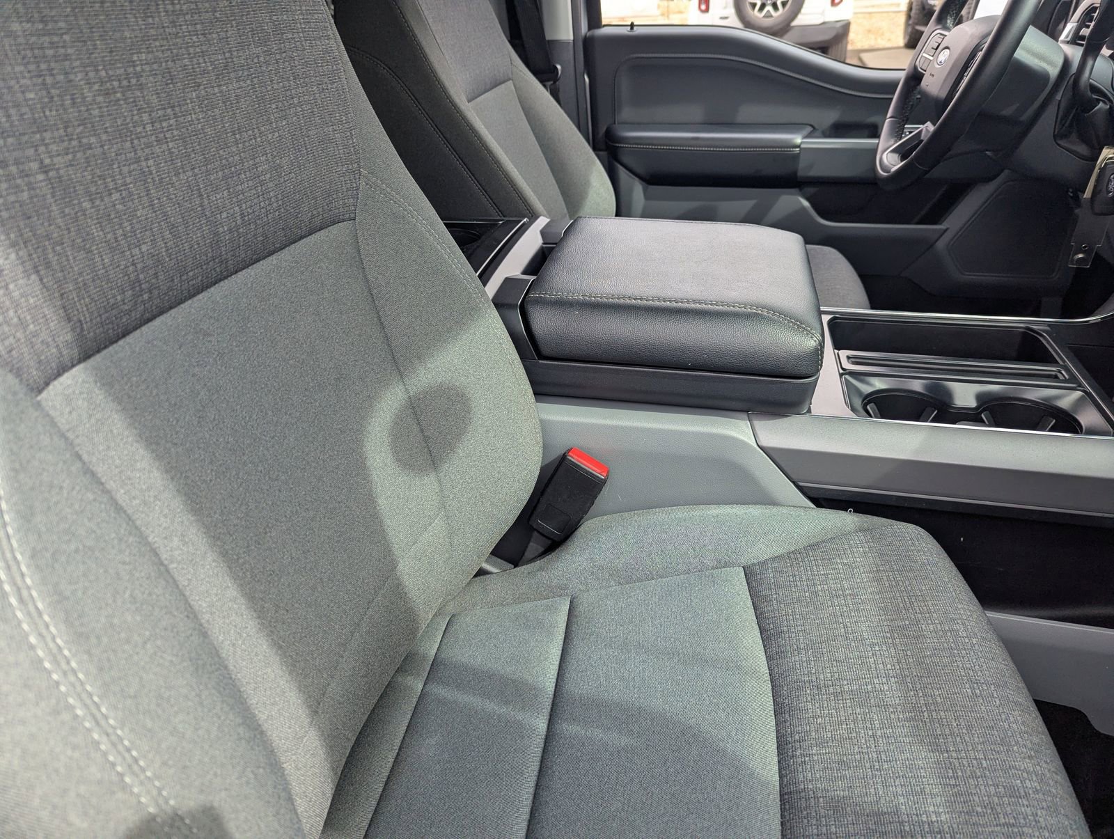 Certified 2024 Ford F150 XLT w/ Mobile Office Package image 10