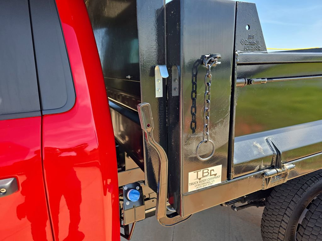 Used 2024 Ford F550 2WD Regular Cab Super Duty image 15