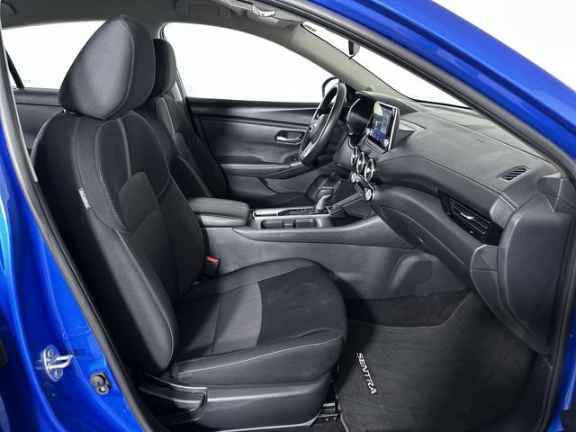Used 2025 Nissan Sentra SV FWD image 29