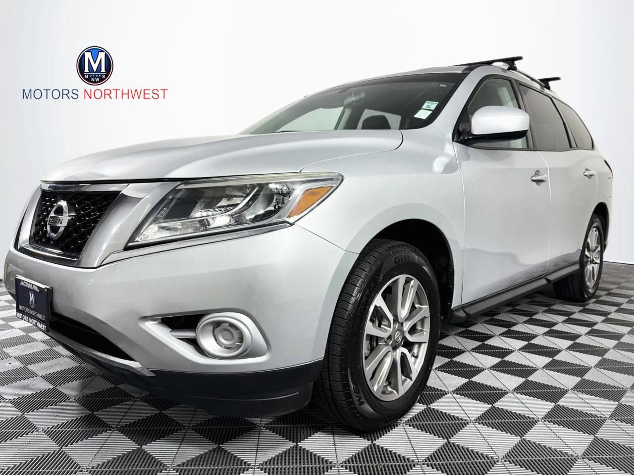 Used 2013 Nissan Pathfinder SV