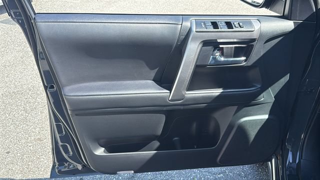 Used 2024 Toyota 4Runner TRD Sport AWD/4WD image 14