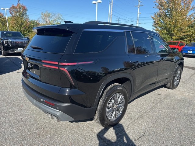 New 2026 Chevrolet Traverse LT w/ LPO, Floor Liner Package image 6