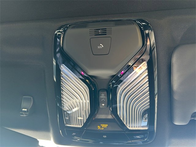 New 2025 BMW 330i xDrive Sedan w/ M Sport Package image 23