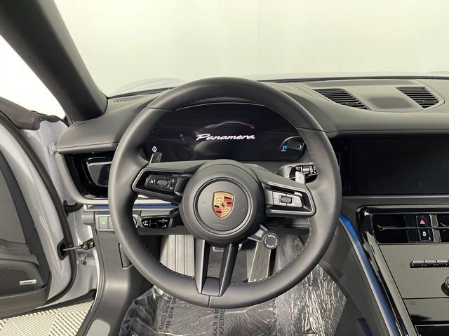New 2025 Porsche Panamera image 38
