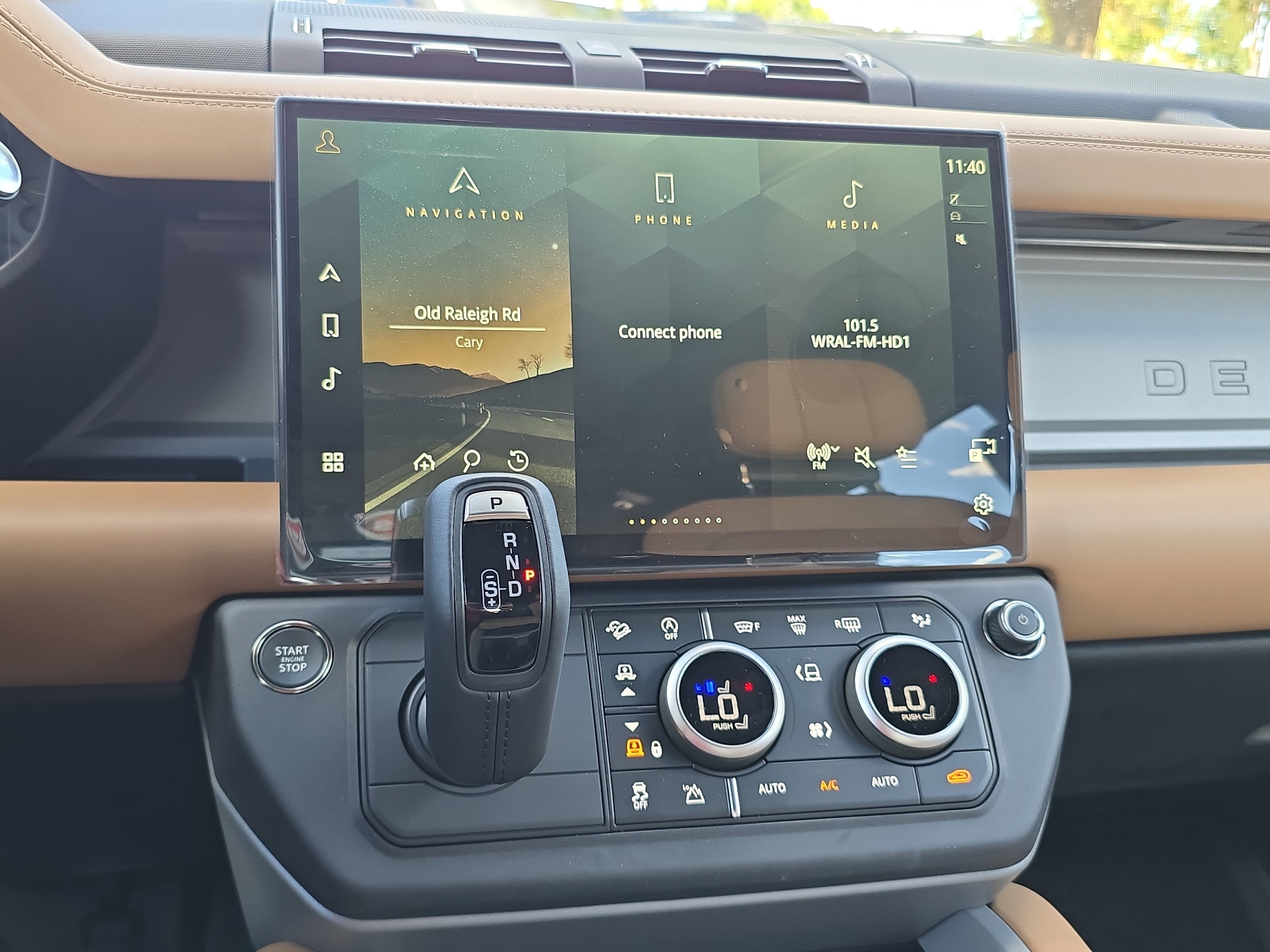 New 2026 Land Rover Defender 130 V8 image 20