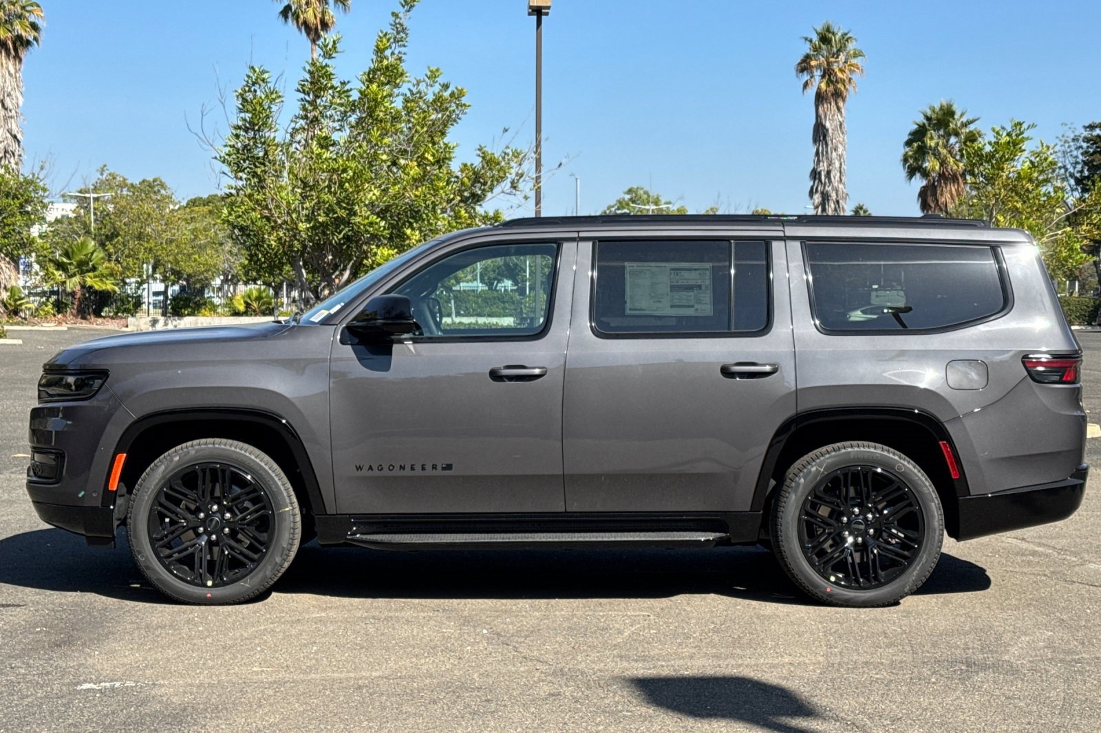 New 2025 Jeep Wagoneer Series II image 6