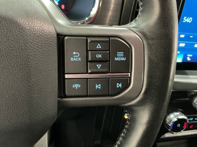 Used 2022 Ford F150 Lariat w/ Max Trailer Tow Package image 28