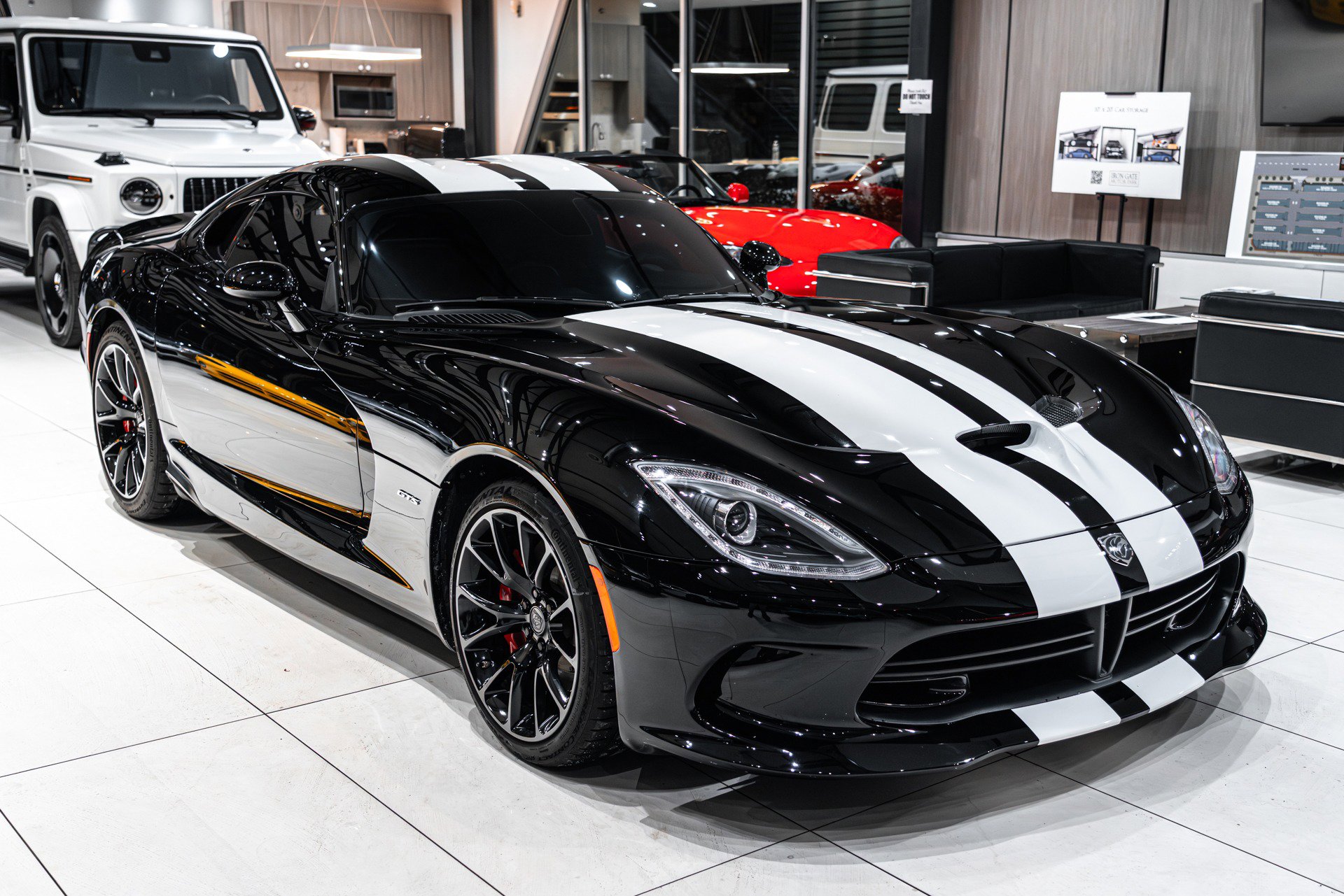 Used 2014 SRT Viper GTS w/ GTS Laguna Interior Package image 45
