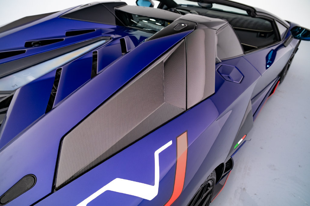 Used 2021 Lamborghini Aventador SVJ AWD/4WD image 31