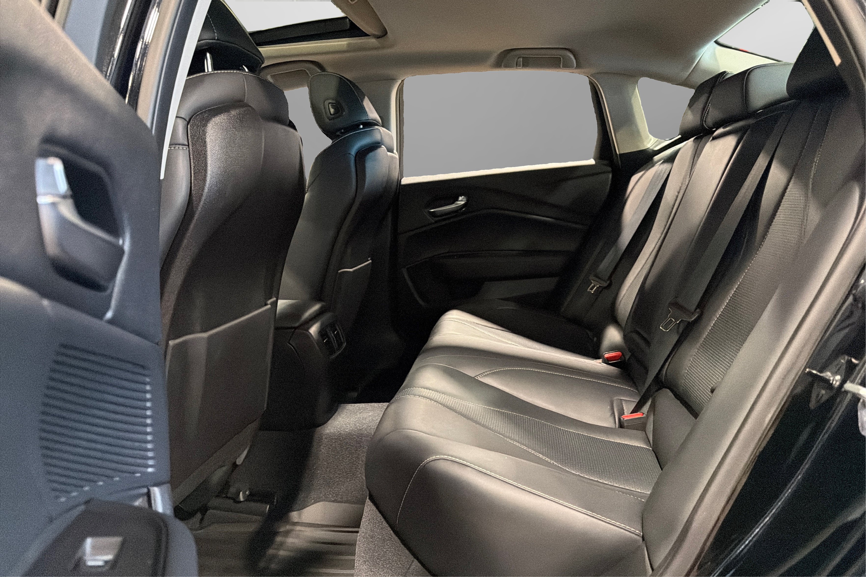 Used 2022 Acura TLX w/ Technology Package FWD image 36