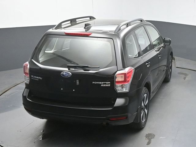 Used 2017 Subaru Forester 2.5i w/ Alloy Wheel Package image 46
