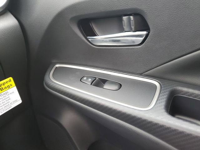 New 2025 Nissan Versa SR w/ Trunk Package image 28