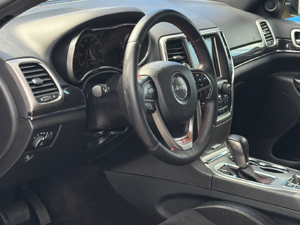 Used 2018 Jeep Grand Cherokee Trailhawk AWD/4WD image 16
