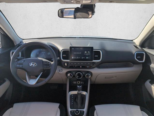 New 2026 Hyundai Venue SEL image 18