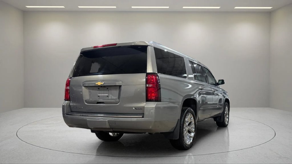 Used 2017 Chevrolet Suburban Premier AWD/4WD image 3