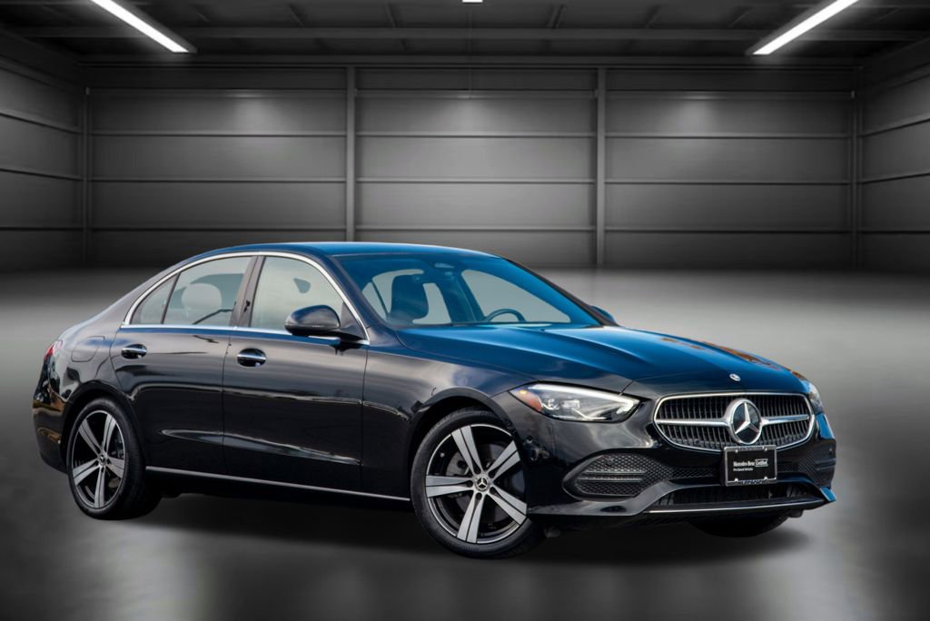 Certified 2025 Mercedes-Benz C 300 4MATIC Sedan image 4