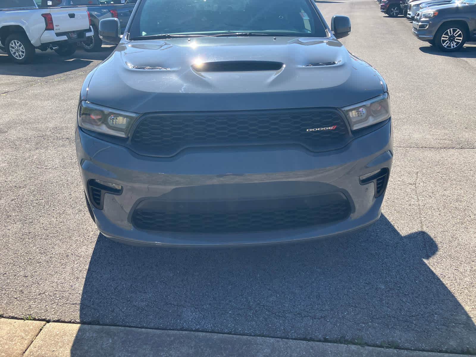 Used 2022 Dodge Durango R/T w/ Tow 'N Go Package image 2