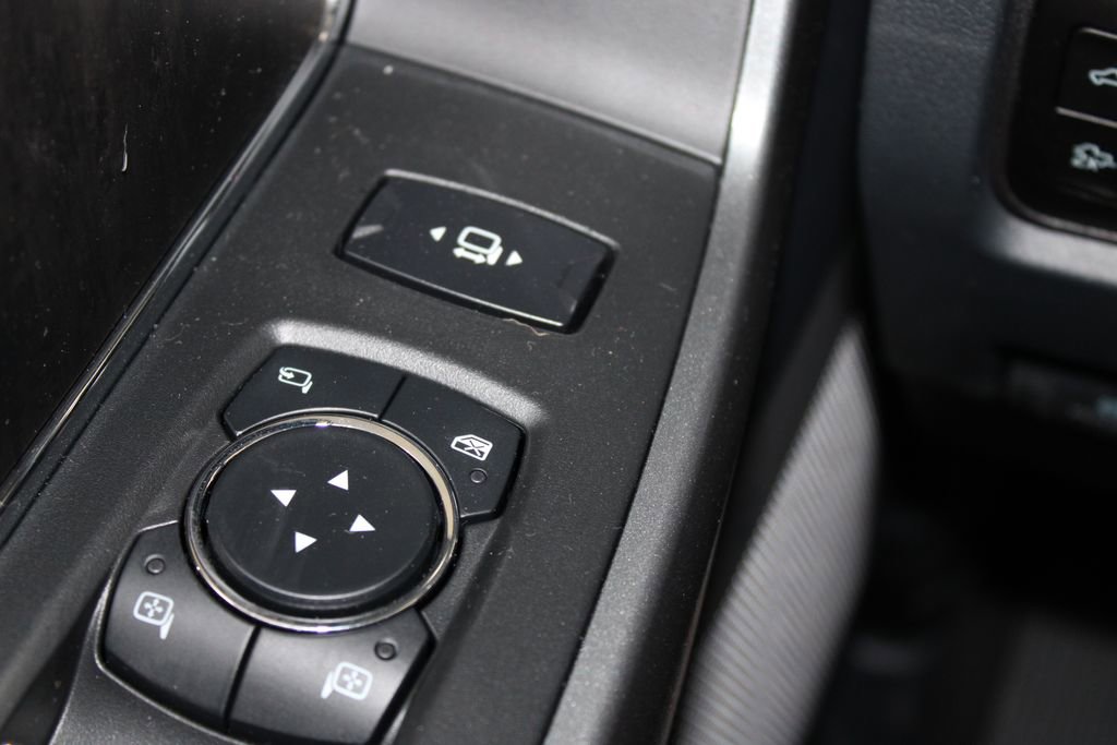 New 2026 Ford F250 Lariat w/ Black Appearance Package image 46