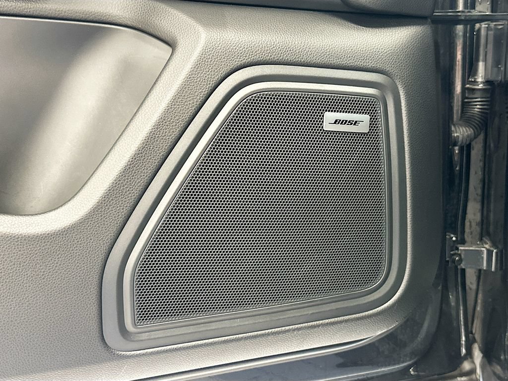 Certified 2022 Porsche Macan S AWD/4WD image 21