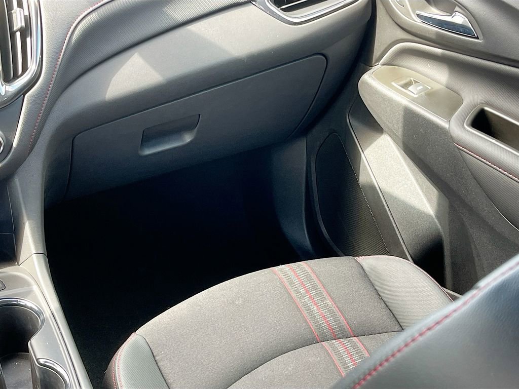 Used 2023 Chevrolet Equinox RS image 24