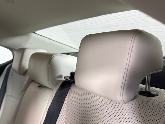 Certified 2025 Lexus ES 300h 300h w/ Premium Package image 24