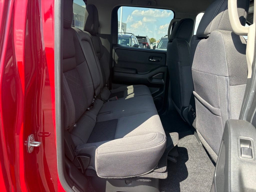 Used 2025 Nissan Frontier SV w/ SV Convenience Package AWD/4WD image 17