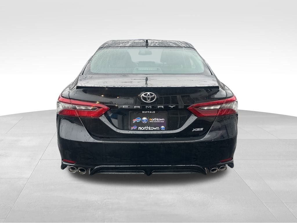 Used 2021 Toyota Camry XSE image 5