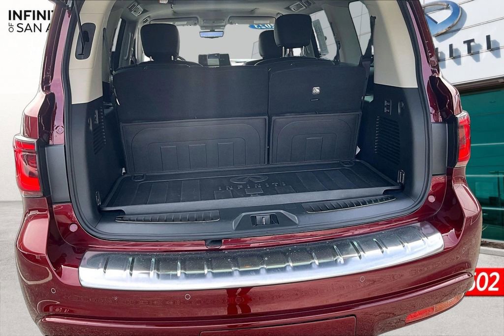 Used 2023 INFINITI QX80 Premium Select w/ All-Season Package RWD image 49