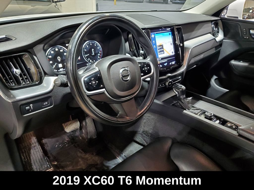 Used 2019 Volvo XC60 T6 Momentum w/ Advanced Package AWD/4WD image 7