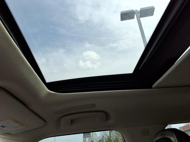 Used 2025 INFINITI QX80 Sensory image 14