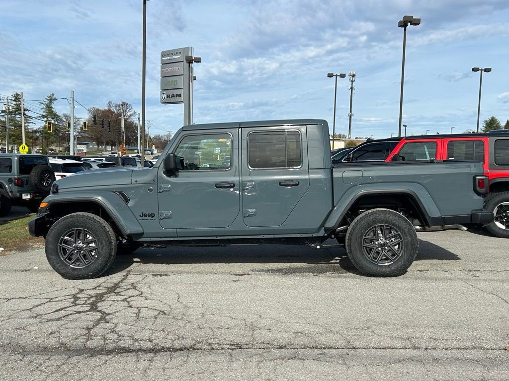 New 2026 Jeep Gladiator Sport image 10