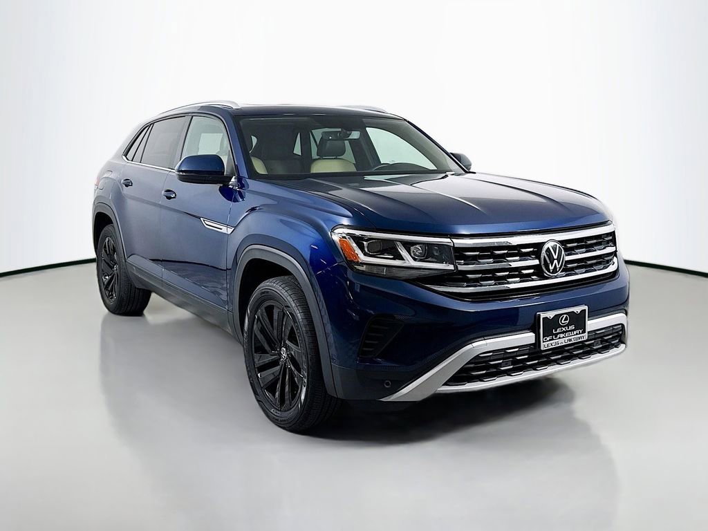 Used 2022 Volkswagen Atlas Cross Sport SE FWD image 3
