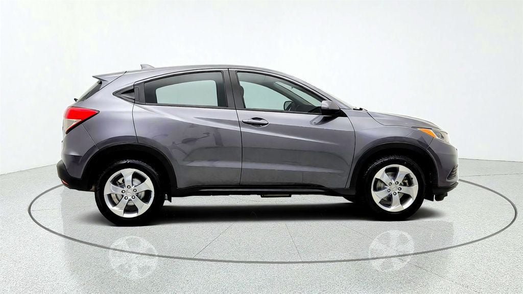 Used 2019 Honda HR-V LX image 4