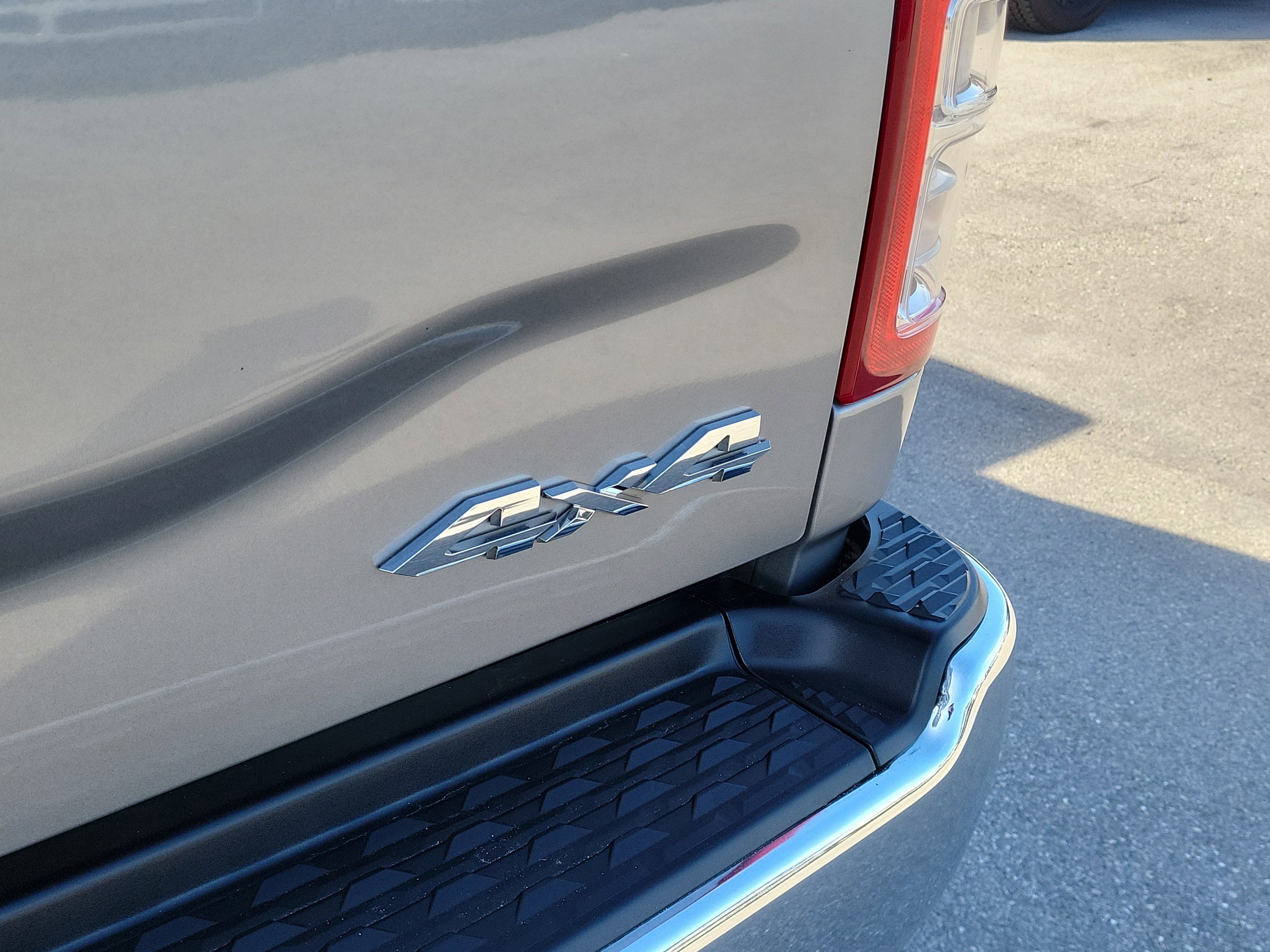 Used 2024 RAM 3500 Big Horn image 31