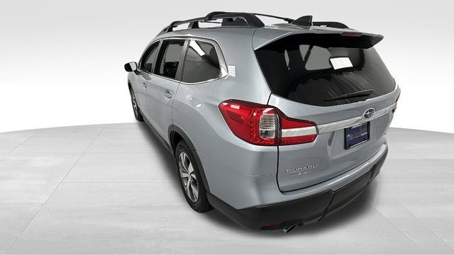 Used 2022 Subaru Ascent Premium image 5