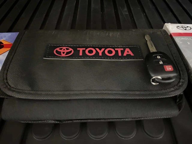 Used 2024 Toyota Corolla Cross L FWD image 80