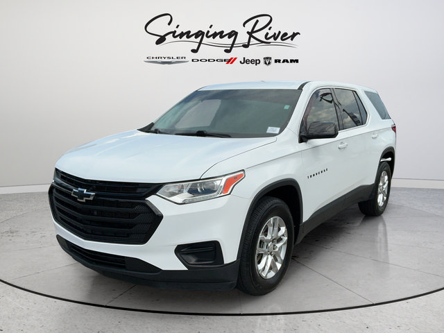 Used 2020 Chevrolet Traverse LS w/ LPO, Blackout Package FWD image 3
