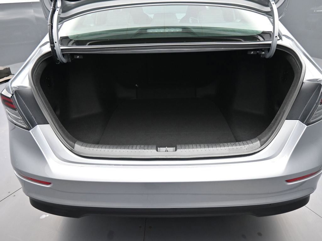 Certified 2025 Honda Accord Sport image 22