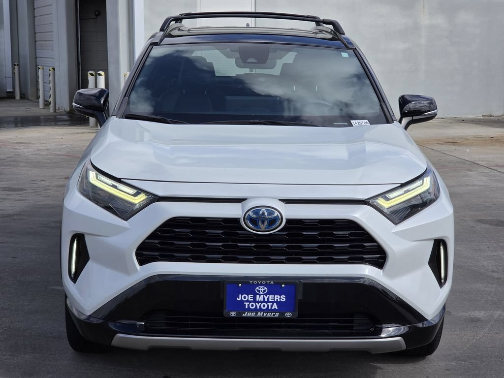 Used 2023 Toyota RAV4 XSE AWD/4WD image 3