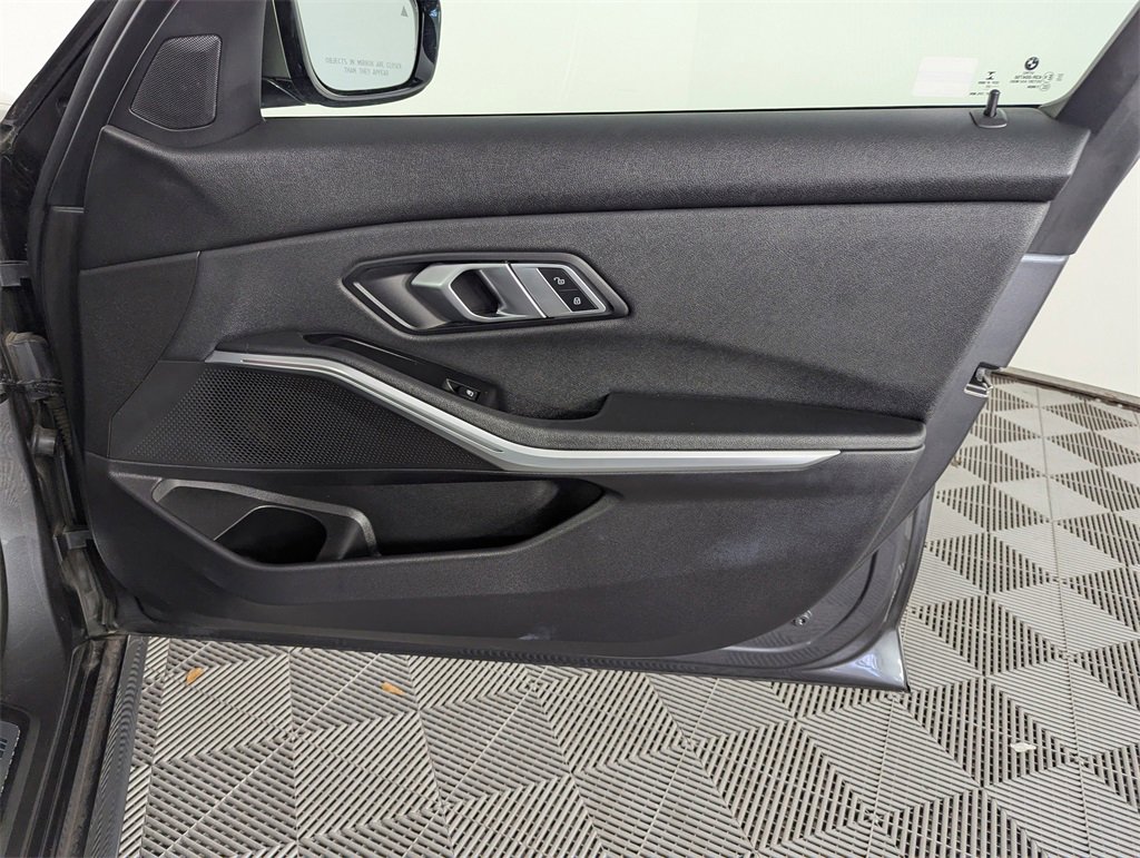 Used 2020 BMW M340i w/ Parking Assistance Package image 34