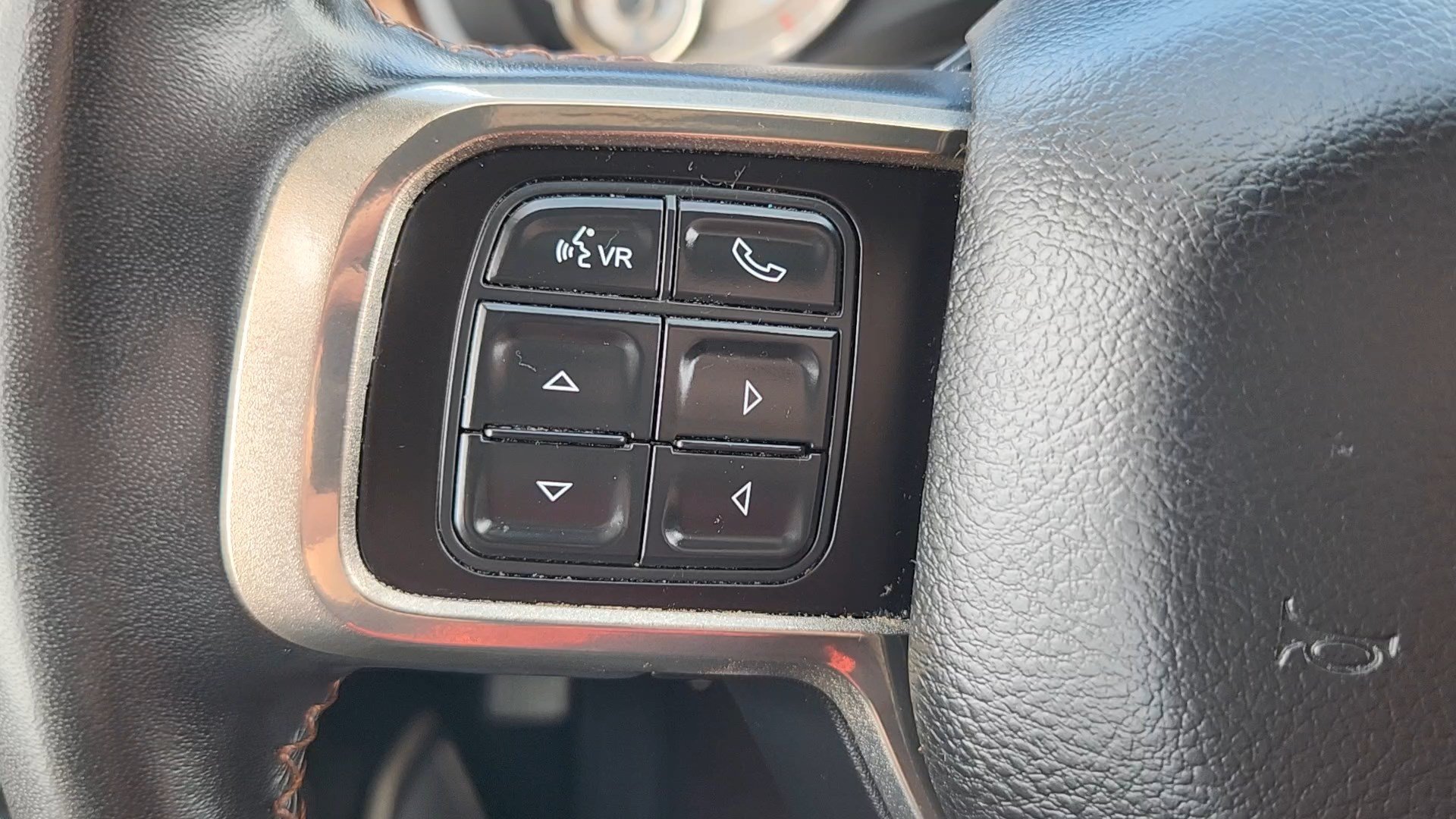 Used 2021 RAM 2500 Limited AWD/4WD image 12