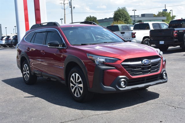 Used 2024 Subaru Outback Premium AWD/4WD image 3