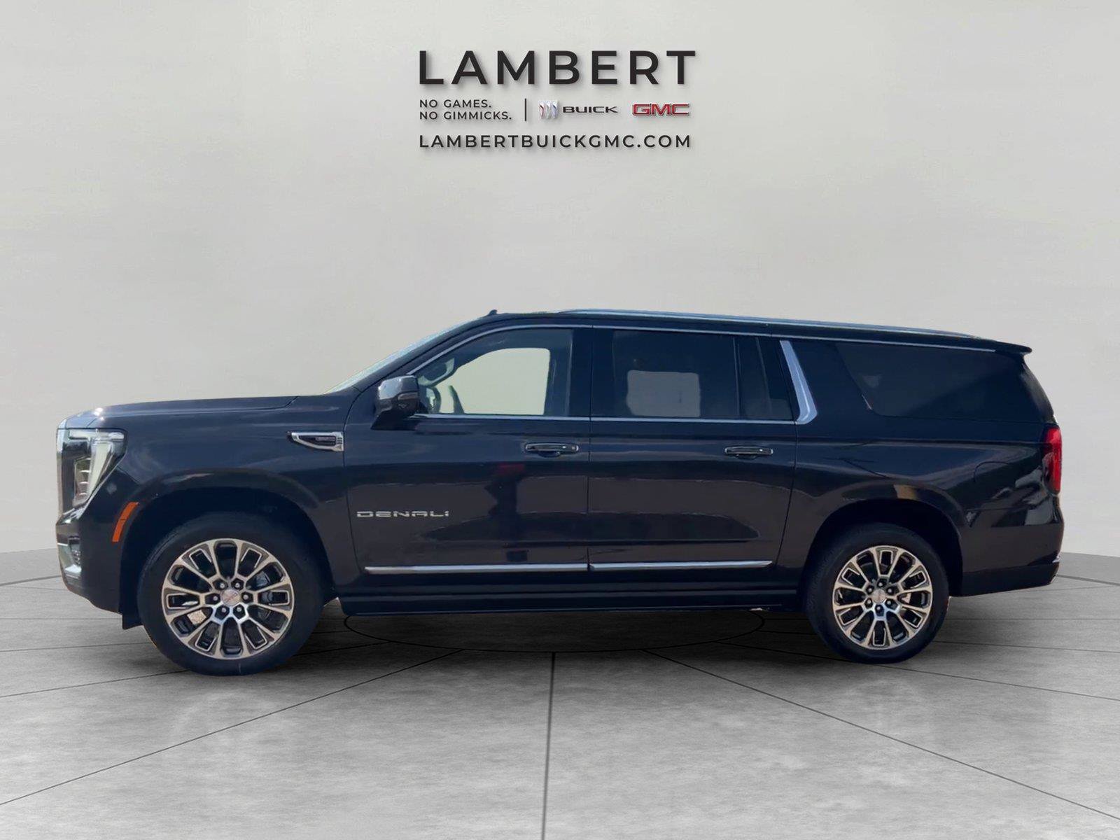 New 2026 GMC Yukon XL Denali w/ Denali Reserve Package AWD/4WD image 2