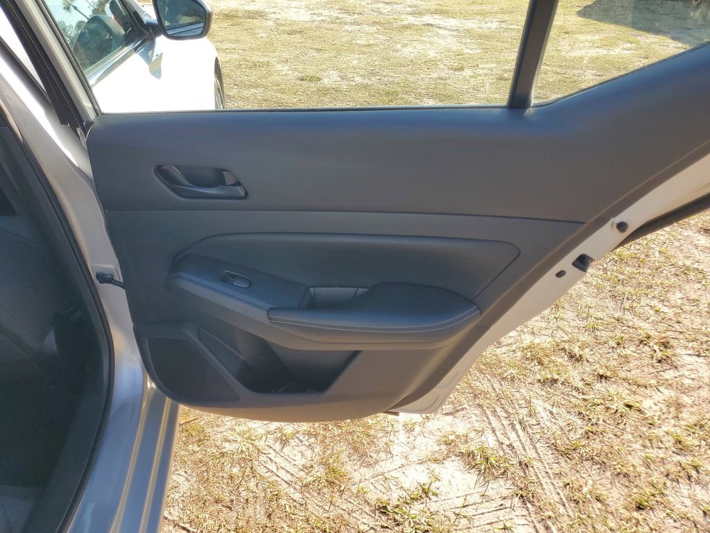 Used 2024 Nissan Altima 2.5 SV image 32