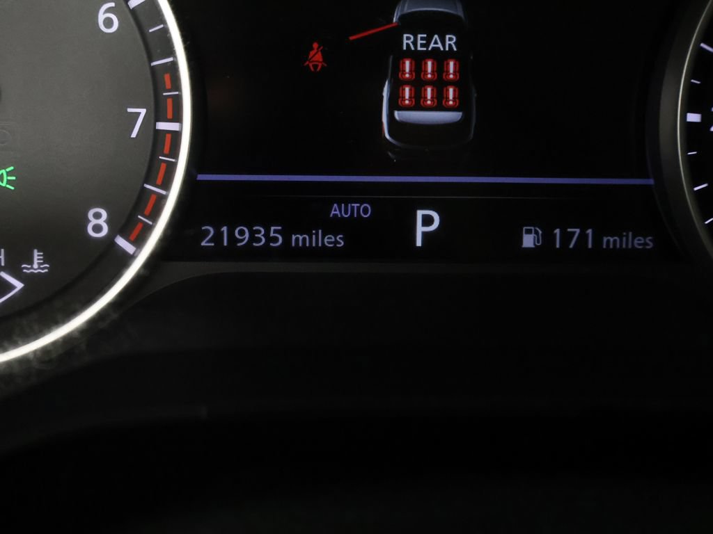 Used 2023 Nissan Pathfinder SL AWD/4WD image 38