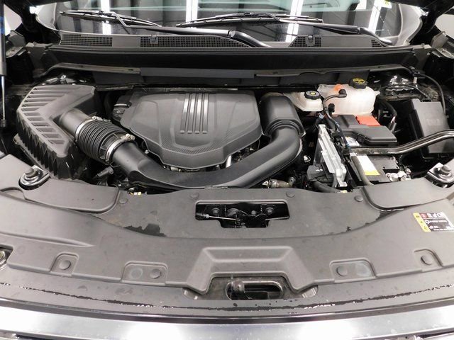 Used 2024 GMC Acadia AT4 w/ Luxury Package image 43