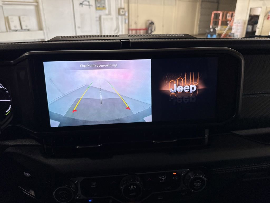 Used 2024 Jeep Wrangler Unlimited Rubicon 4xe image 23
