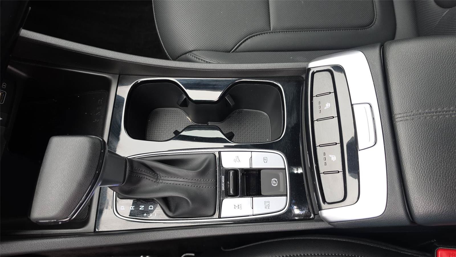 Certified 2024 Hyundai Santa Cruz Night AWD/4WD image 17