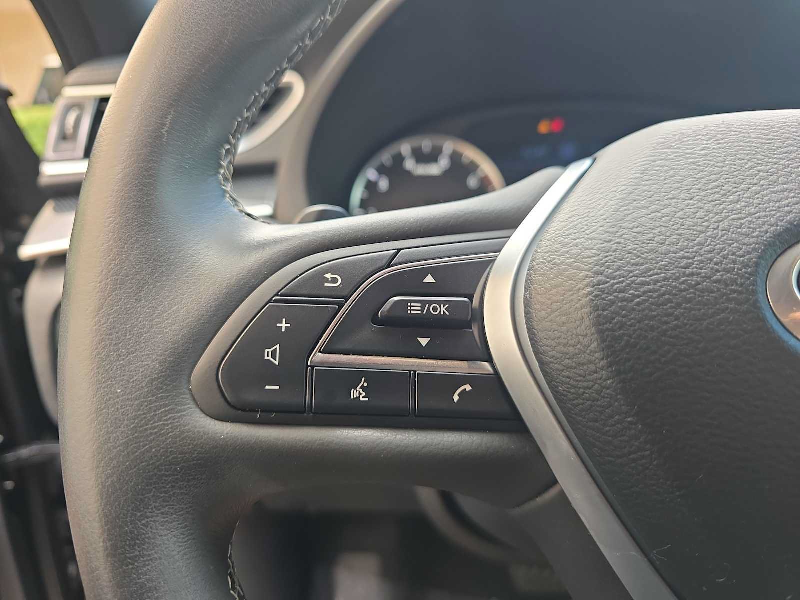Used 2023 INFINITI QX50 Sport FWD image 26